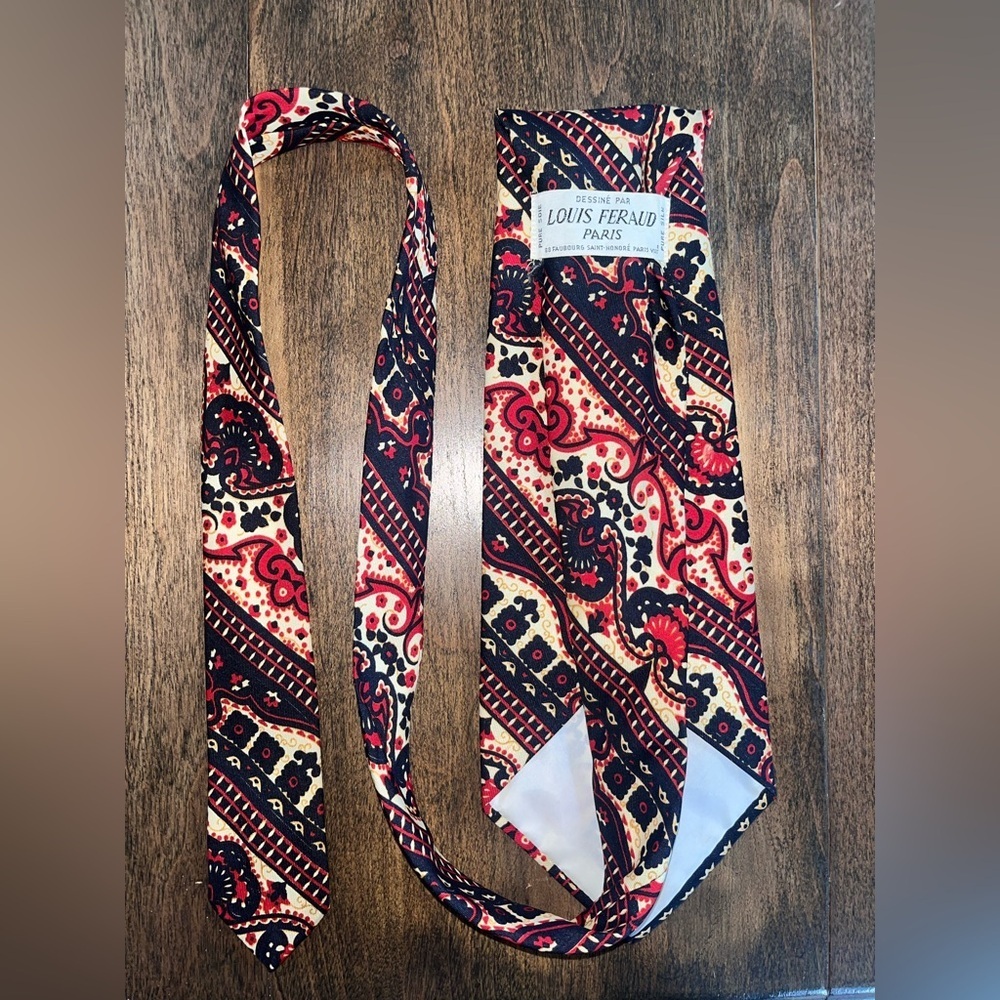 Louis Feraud Black and Red Silk Paisley Tie
